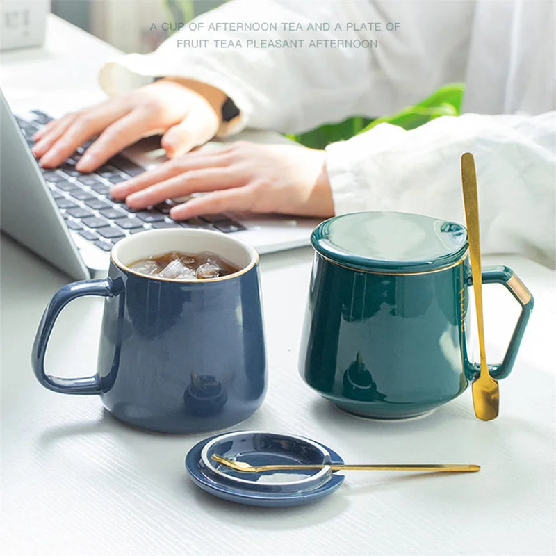 Caneca de cerâmica dourada leve estilo europeu